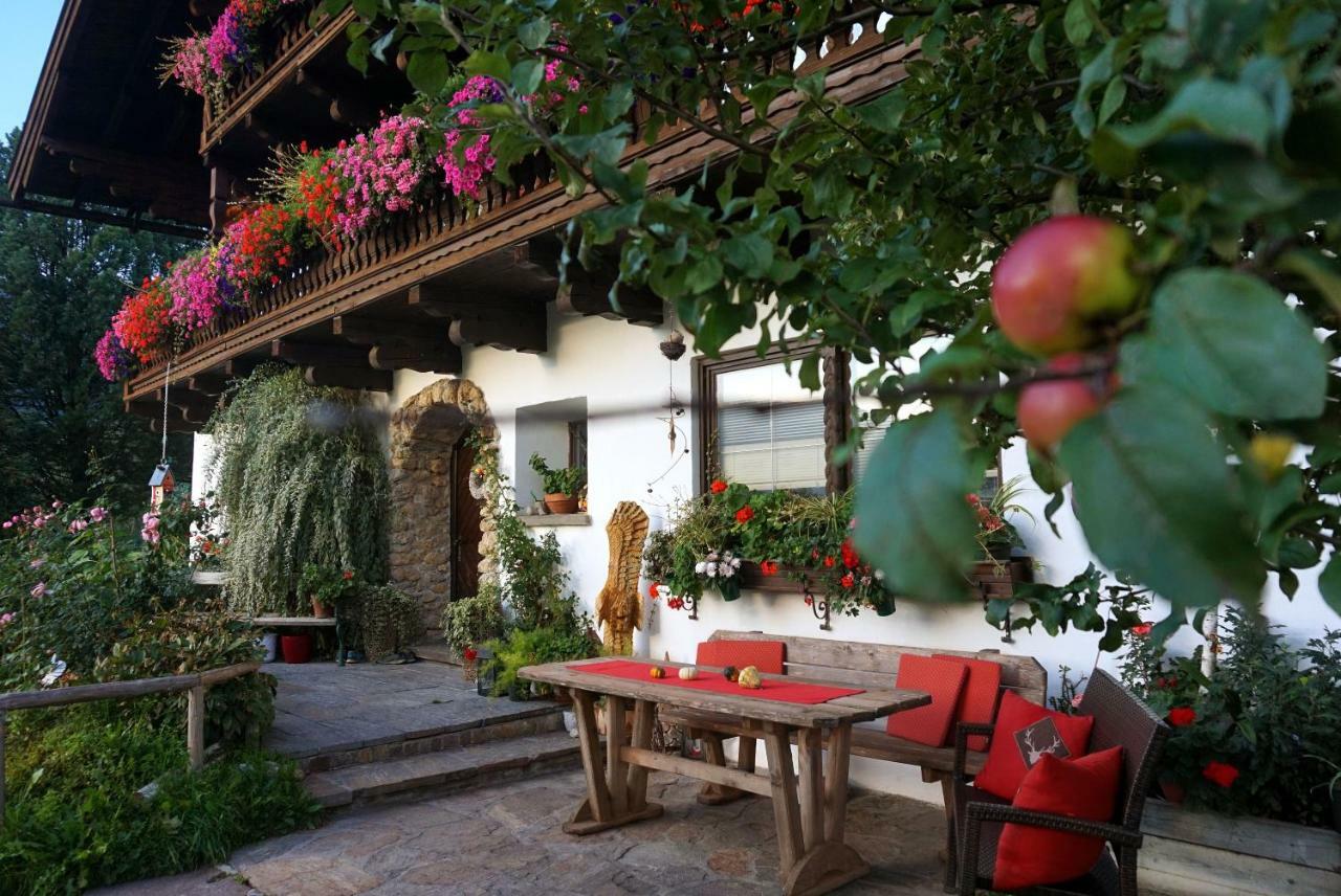 Gut Roemerhof Apartamento Altenmarkt im Pongau Exterior foto